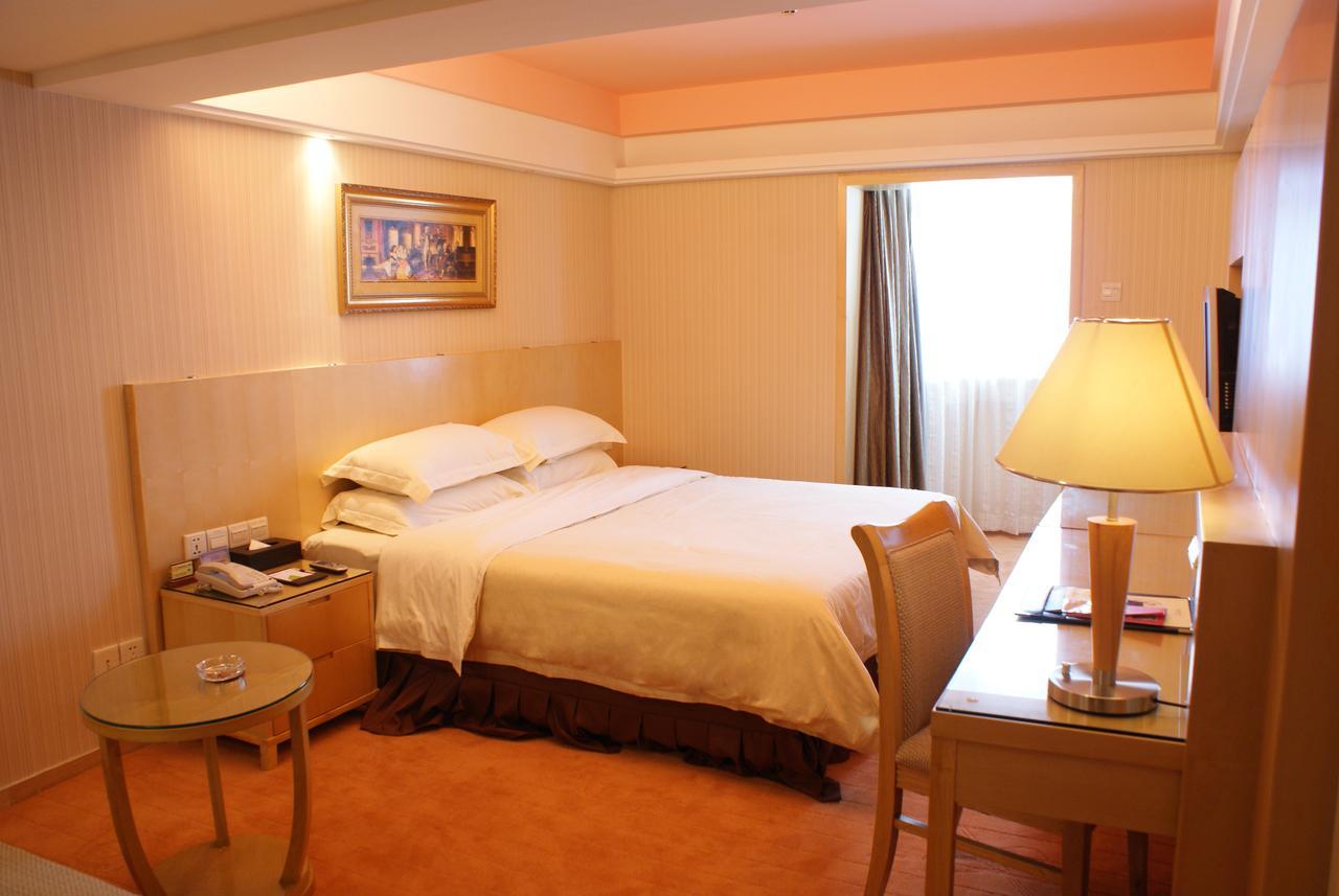 Vienna Hotel - Da Ju Yuan Branch Шэньчжэнь Экстерьер фото