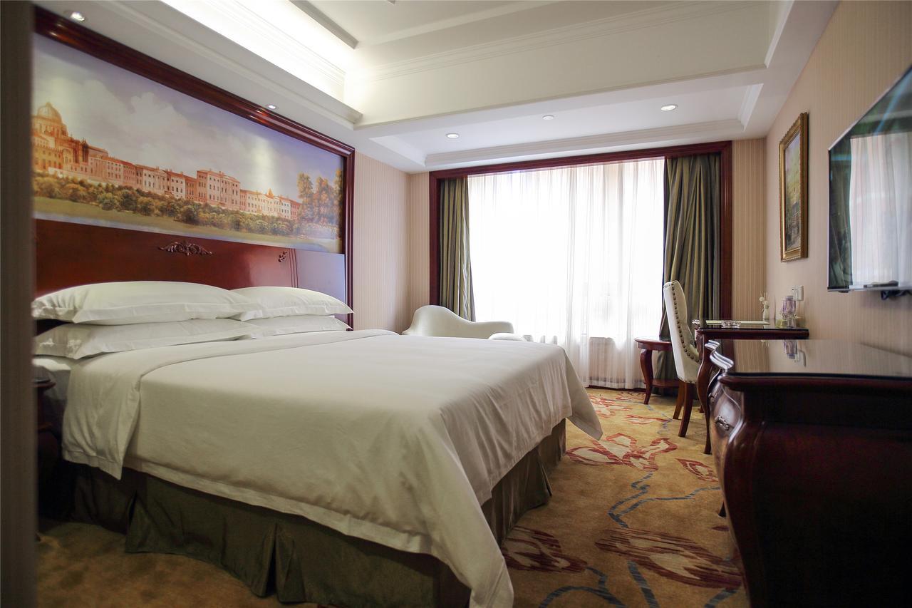 Vienna Hotel - Da Ju Yuan Branch Шэньчжэнь Экстерьер фото