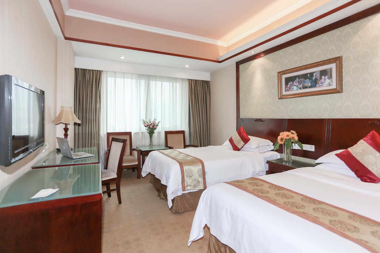 Vienna Hotel - Da Ju Yuan Branch Шэньчжэнь Экстерьер фото