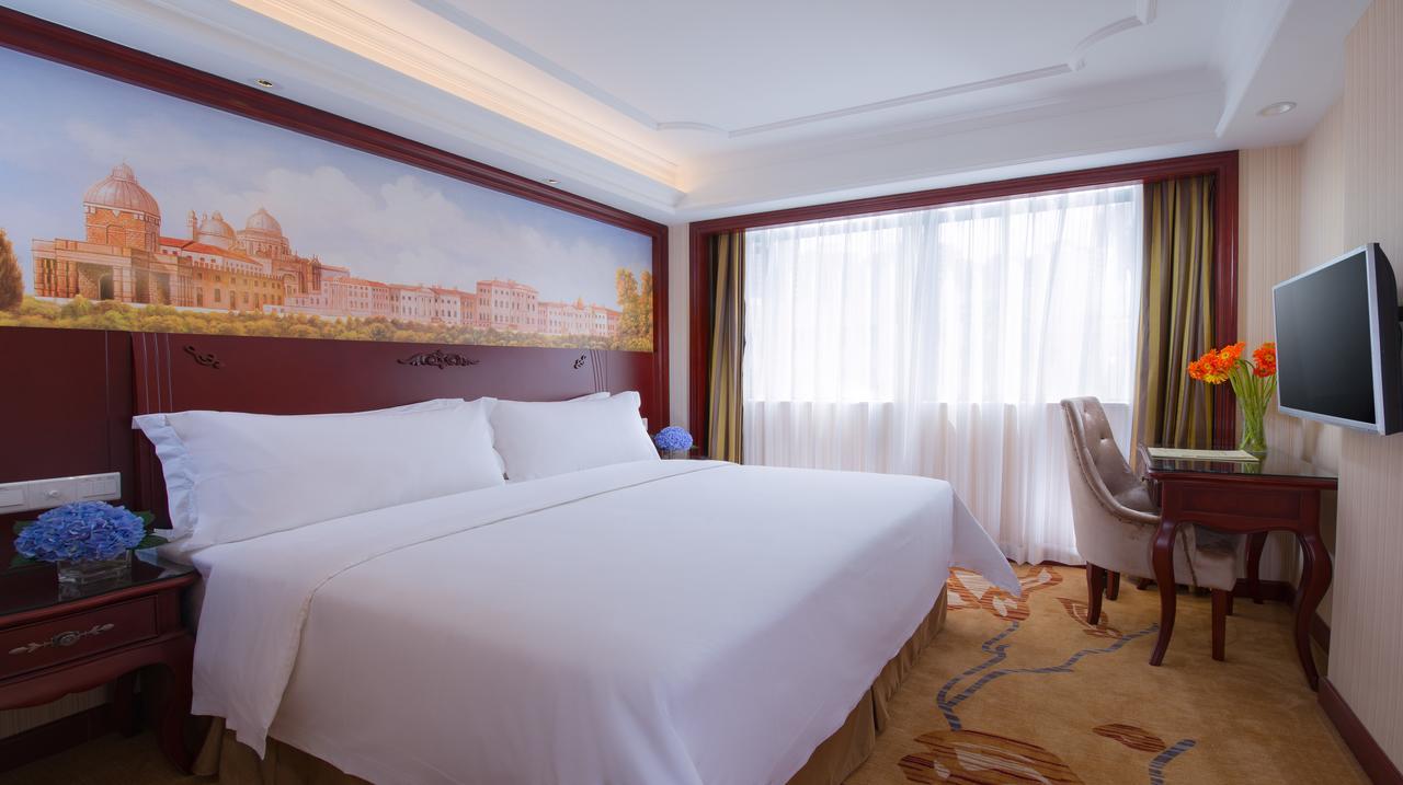 Vienna Hotel - Da Ju Yuan Branch Шэньчжэнь Экстерьер фото