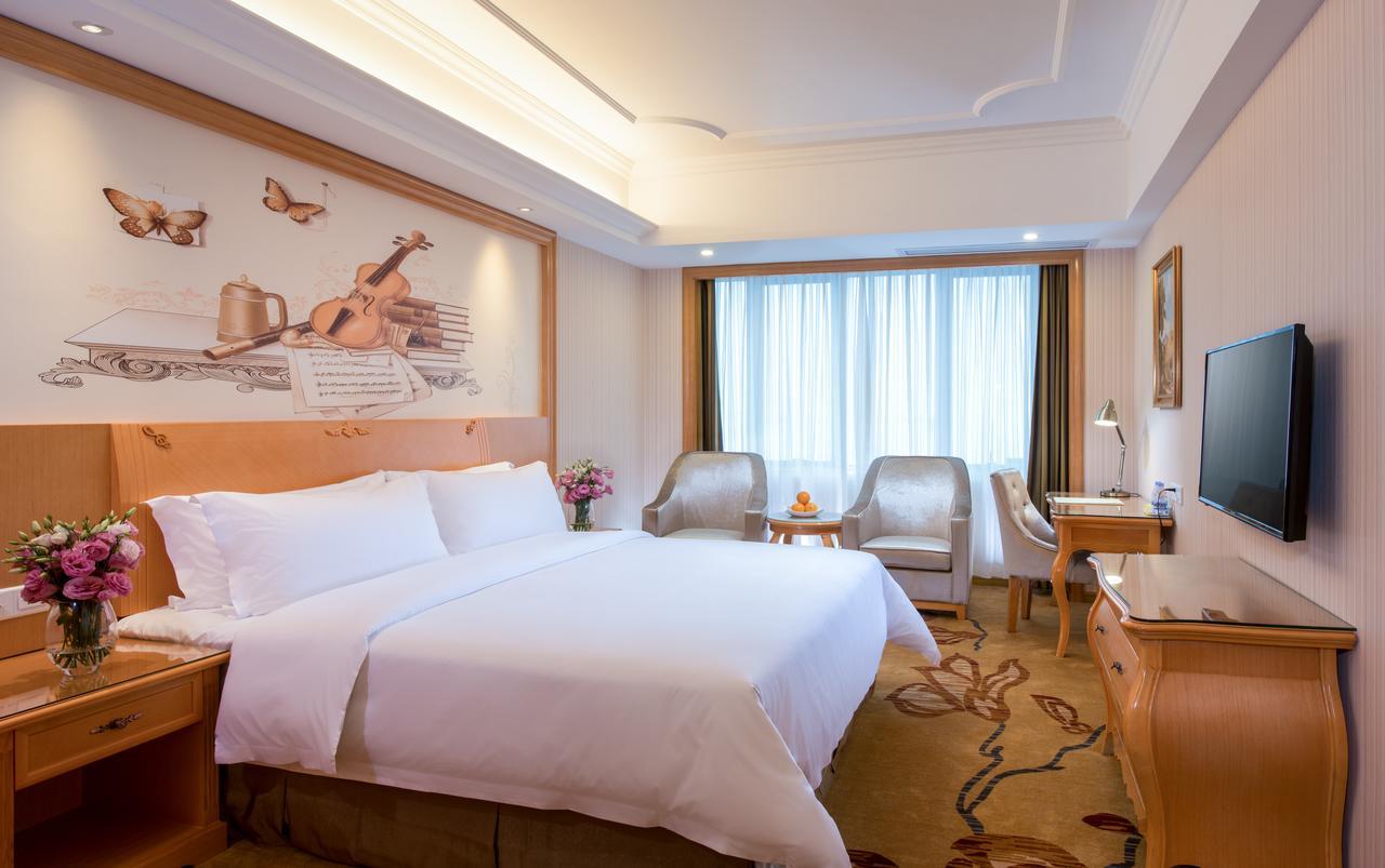 Vienna Hotel - Da Ju Yuan Branch Шэньчжэнь Экстерьер фото